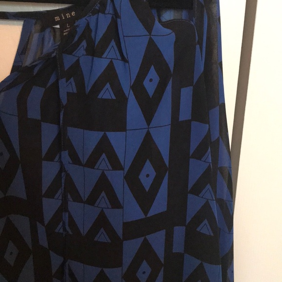 Blue/Black pattern LRG sheer top - Picture 4 of 8